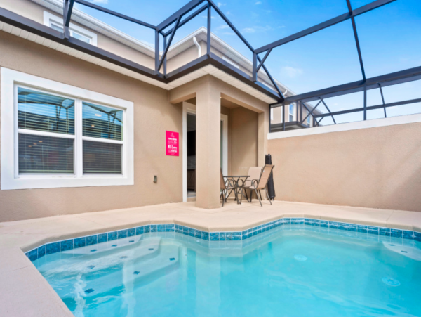 5-Bedroom Villa in Kissimmee Near Disney